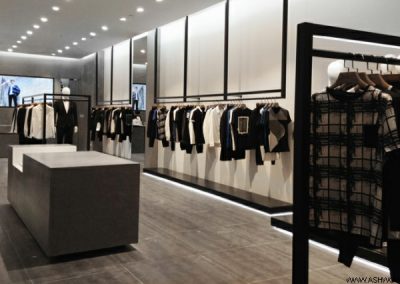دکوراسیون فروشگاه لباس , دکوراسیون چوبی